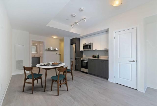 102 - 2301 Danforth Ave, Condo with 1 bedrooms, 2 bathrooms and 0 parking in Toronto ON | Image 35