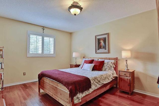1106 Galesway Blvd, House detached with 4 bedrooms, 4 bathrooms and 3 parking in Mississauga ON | Image 11