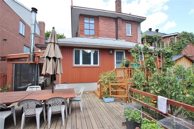 30 Foster Street, House detached with 5 bedrooms, 3 bathrooms and 3 parking in Ottawa ON | Image 29