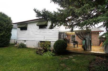 694 Waverly St N, House detached with 3 bedrooms, 2 bathrooms and 4 parking in Oshawa ON | Image 8