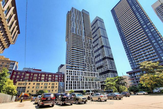 2410 - 251 Jarvis St, Condo with 3 bedrooms, 1 bathrooms and 1 parking in Toronto ON | Image 1