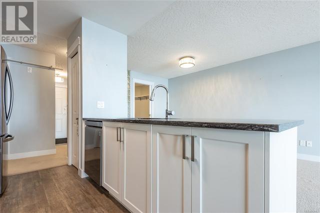 205 - 87 Island Hwy S, Condo with 2 bedrooms, 2 bathrooms and 1 parking in Campbell River BC | Image 5