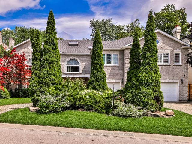 49 Arjay Cres, House detached with 4 bedrooms, 5 bathrooms and 11 parking in Toronto ON | Image 12