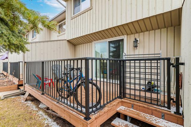 5 - 195 Manora Place Ne, Home with 3 bedrooms, 1 bathrooms and 2 parking in Calgary AB | Image 25