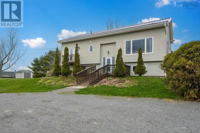 315 Old Halifax Road W, House detached with 3 bedrooms, 2 bathrooms and null parking in West Hants NS | Image 2