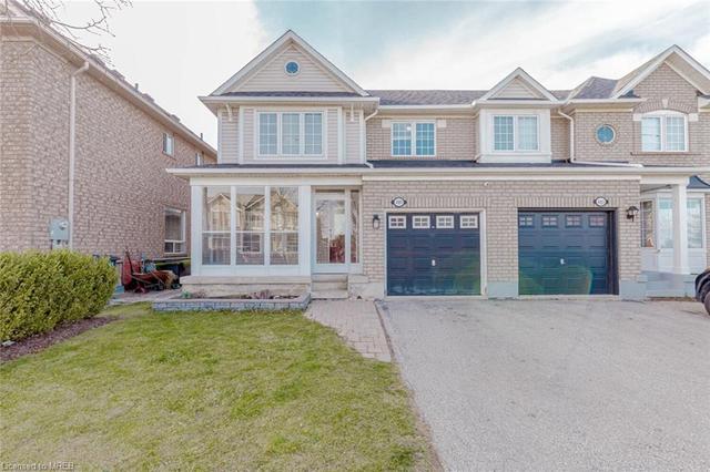 481 Collis Court, House semidetached with 4 bedrooms, 2 bathrooms and 2 parking in Milton ON | Image 1