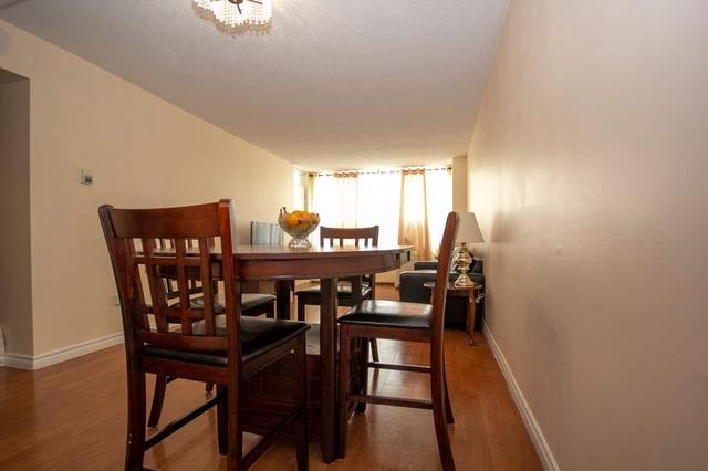 1604 - 390 Dixon Rd, Condo with 3 bedrooms, 1 bathrooms and 1 parking in Toronto ON | Image 12