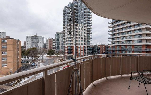 508 - 11 Fontenay Crt, Condo with 1 bedrooms, 1 bathrooms and 1 parking in Toronto ON | Image 8