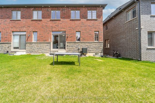 86 Iceland Poppy Tr, House semidetached with 4 bedrooms, 5 bathrooms and 4 parking in Brampton ON | Image 32