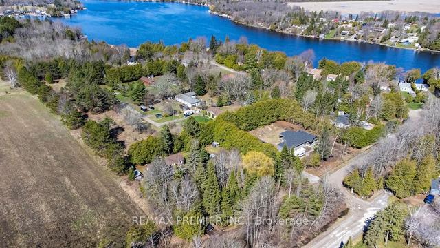 35 Shelter Bay St, House detached with 3 bedrooms, 2 bathrooms and 8 parking in Kawartha Lakes ON | Image 23