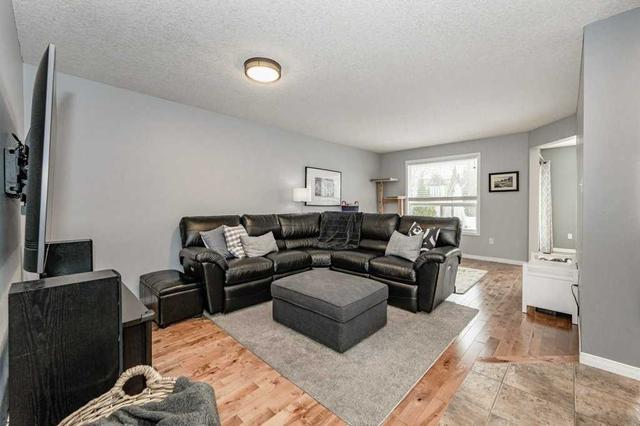 69 Rush Meadow St, House detached with 3 bedrooms, 3 bathrooms and 3 parking in Kitchener ON | Image 36
