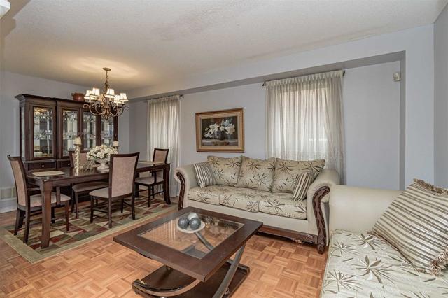 5 Blue Lake Ave, House detached with 4 bedrooms, 4 bathrooms and 6 parking in Brampton ON | Image 23