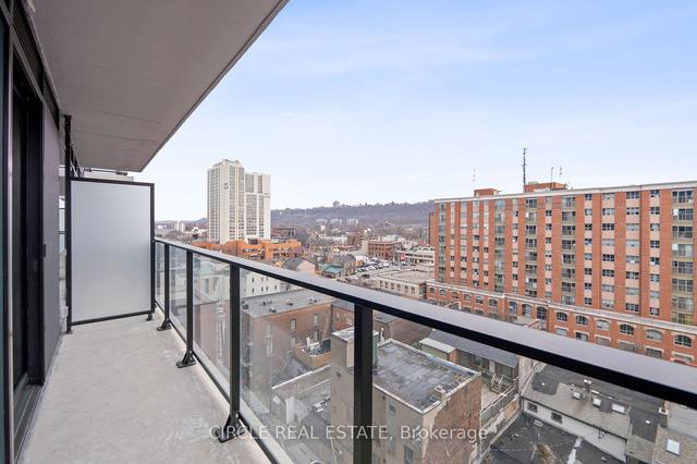 1007 - 1 Jarvis St, Condo with 1 bedrooms, 2 bathrooms and 0 parking in Hamilton ON | Image 18