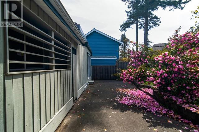 2890 Island Hwy S, House detached with 3 bedrooms, 3 bathrooms and 1 parking in Campbell River BC | Image 44