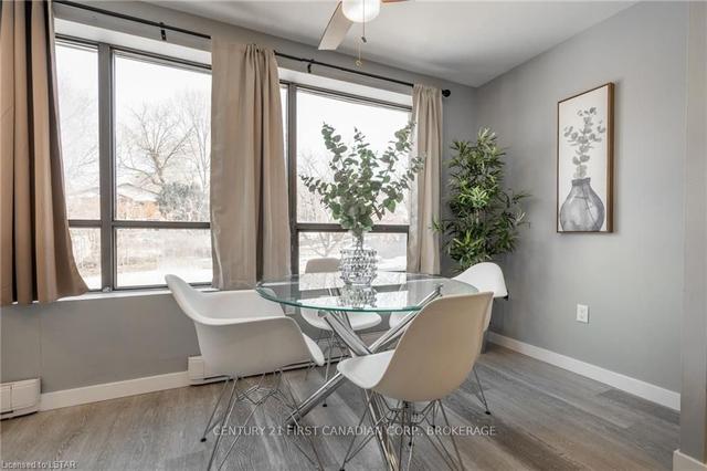 209 - 650 Cheapside St, Townhouse with 2 bedrooms, 1 bathrooms and 2 parking in London ON | Image 6
