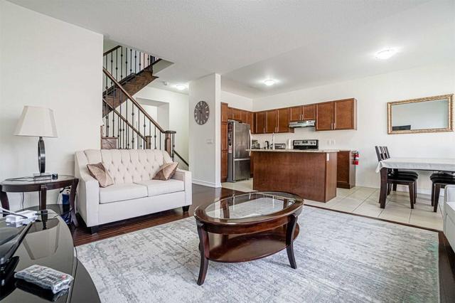 38 Spokanne St, House attached with 3 bedrooms, 3 bathrooms and 3 parking in Brampton ON | Image 17