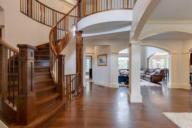 72 Discovery Valley Cove Sw, Home with 5 bedrooms, 5 bathrooms and 4 parking in Calgary AB | Image 24