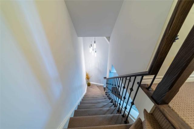12 - 145 Long Branch Ave, Townhouse with 2 bedrooms, 3 bathrooms and 1 parking in Toronto ON | Image 6