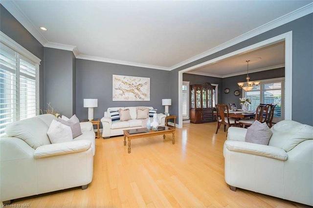 8075 Cathedral Dr, House detached with 4 bedrooms, 4 bathrooms and 6 parking in Niagara Falls ON | Image 36