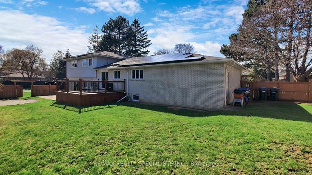 50 Hillside Dr, House detached with 4 bedrooms, 4 bathrooms and 8 parking in Brampton ON | Image 31