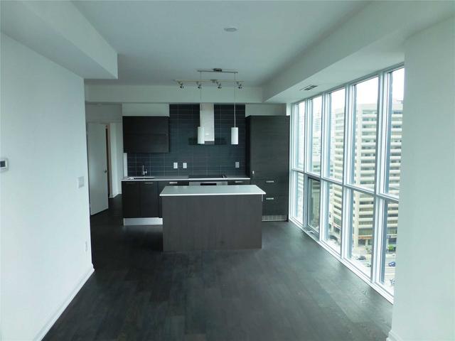 1802 - 9 Bogert Ave, Condo with 2 bedrooms, 2 bathrooms and 1 parking in Toronto ON | Image 6