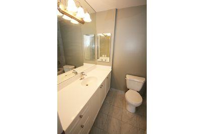 2823 - 80 Harrison Garden Blvd, Condo with 2 bedrooms, 2 bathrooms and 1 parking in Toronto ON | Image 5