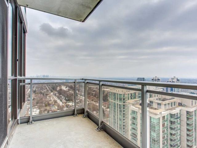 3005 - 23 Sheppard Ave E, Condo with 3 bedrooms, 2 bathrooms and 1 parking in Toronto ON | Image 11
