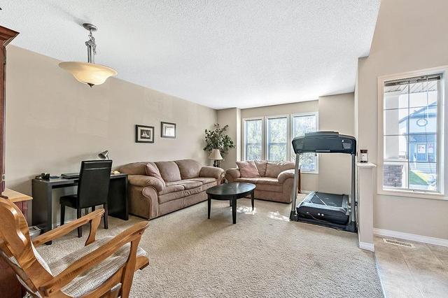 6 Cimarron Grove Rise, House detached with 3 bedrooms, 2 bathrooms and 2 parking in Okotoks AB | Image 3