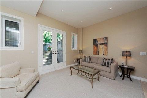 51 Franklin Ave, House detached with 3 bedrooms, 3 bathrooms and 2 parking in Toronto ON | Image 18