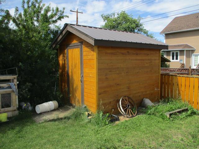 218 4th Avenue Sw, House detached with 3 bedrooms, 2 bathrooms and 2 parking in Manning AB | Image 20