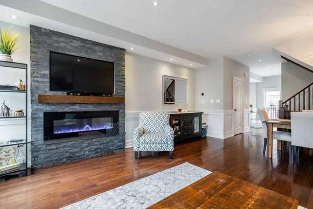 3 - 1133 Haig Blvd, Townhouse with 3 bedrooms, 4 bathrooms and 2 parking in Mississauga ON | Image 4