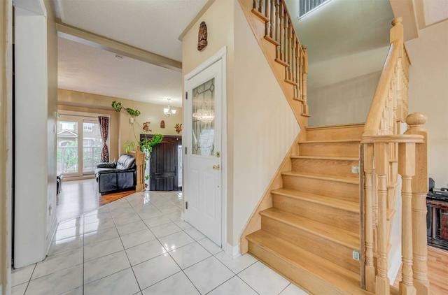 30 Manda Dr, House detached with 4 bedrooms, 4 bathrooms and 6 parking in Vaughan ON | Image 38