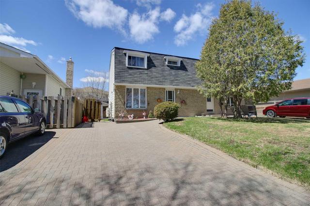 1023 Woodbine Ave, House semidetached with 3 bedrooms, 1 bathrooms and 3 parking in Greater Sudbury ON | Image 1