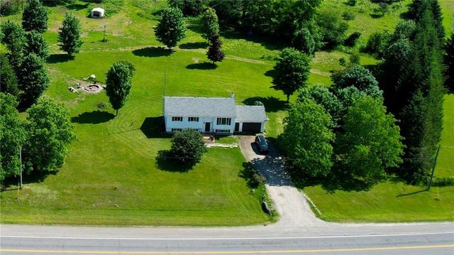 10047 County 29 Road, House detached with 4 bedrooms, 1 bathrooms and 8 parking in Elizabethtown Kitley ON | Image 2