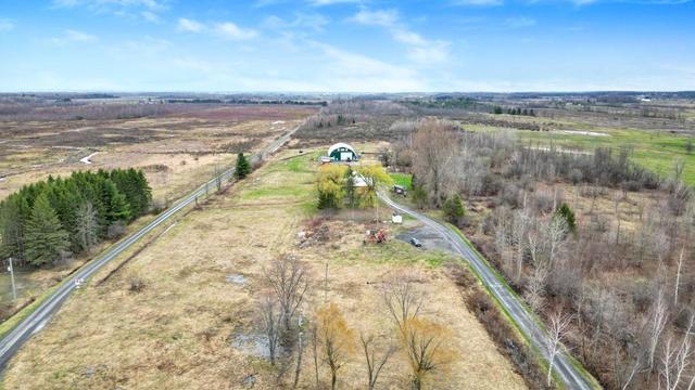 2020 Concession 1 Road, House detached with 3 bedrooms, 2 bathrooms and 8 parking in East Hawkesbury ON | Image 27