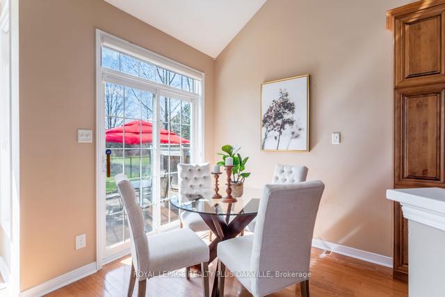 2236 Turnberry Rd, Townhouse with 2 bedrooms, 4 bathrooms and 4 parking in Burlington ON | Image 8
