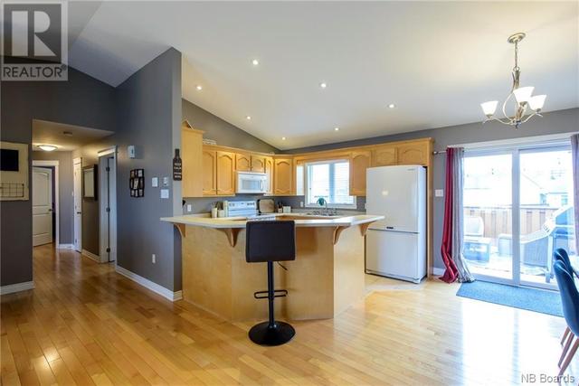 38 Omega Drive, House detached with 4 bedrooms, 2 bathrooms and null parking in Saint John NB | Image 10