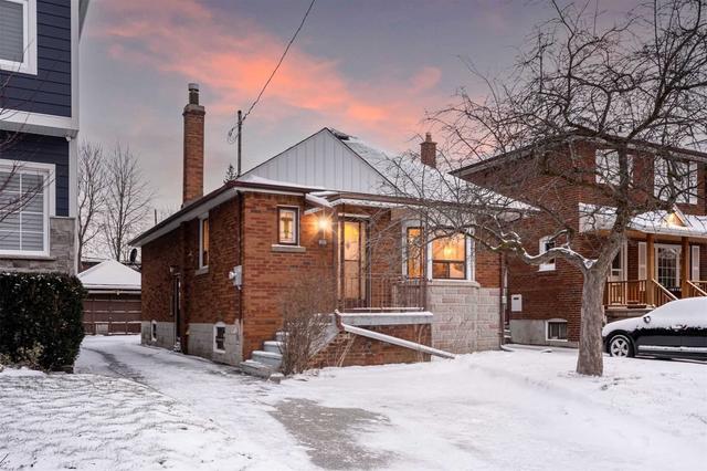 112 George St, House detached with 2 bedrooms, 2 bathrooms and 5 parking in Toronto ON | Image 1