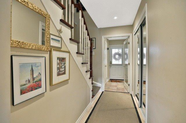 6 - 2411 Sovereign St, Townhouse with 2 bedrooms, 2 bathrooms and 1 parking in Oakville ON | Image 3