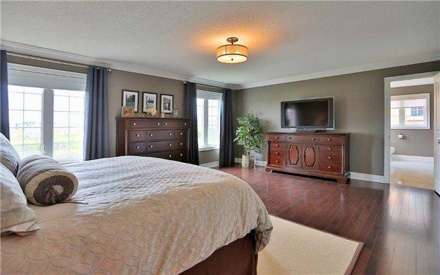 101 Lady Karen Cres, House detached with 4 bedrooms, 5 bathrooms and 4 parking in Vaughan ON | Image 9