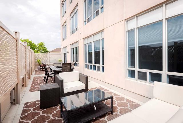 205 - 1 Cordoba Dr, Condo with 5 bedrooms, 4 bathrooms and 2 parking in Vaughan ON | Image 3