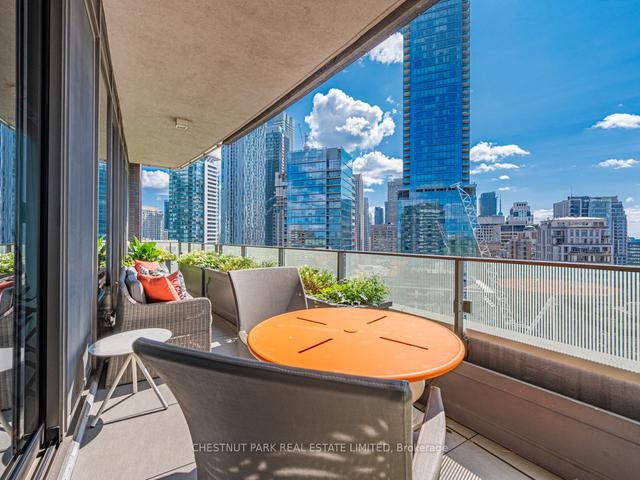 1802 - 88 Davenport Rd, Condo with 2 bedrooms, 2 bathrooms and 1 parking in Toronto ON | Image 22