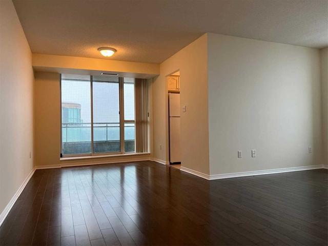 lph07 - 39 Pemberton Ave, Condo with 2 bedrooms, 2 bathrooms and 1 parking in Toronto ON | Image 2