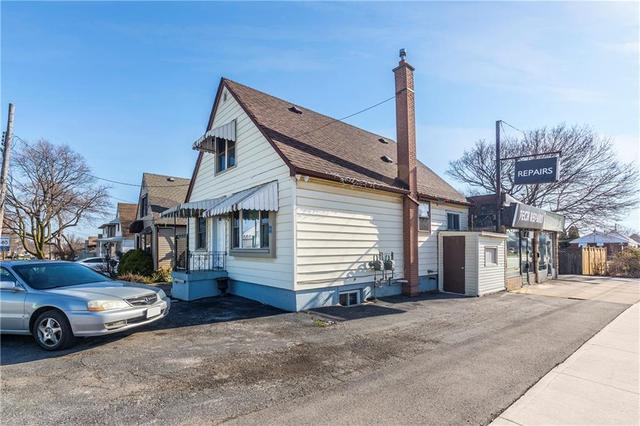 253 East 31st Street, House detached with 3 bedrooms, 0 bathrooms and 4 parking in Hamilton ON | Image 3