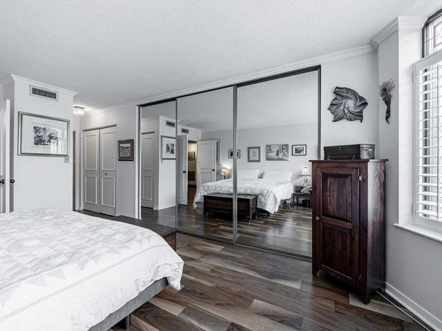 902 - 135 George St S, Condo with 2 bedrooms, 2 bathrooms and 1 parking in Toronto ON | Image 10