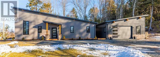 124 Bluff Road, House detached with 3 bedrooms, 2 bathrooms and null parking in Saint George NB | Image 3