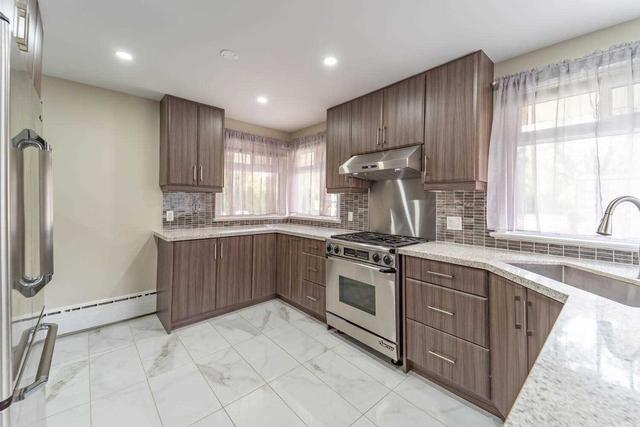 218 University Cres, House detached with 3 bedrooms, 2 bathrooms and 6 parking in London ON | Image 33