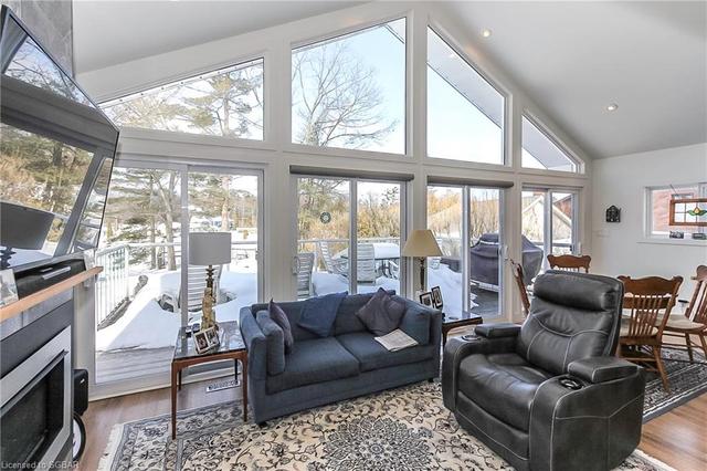 1186 River Road W, House detached with 3 bedrooms, 2 bathrooms and 3 parking in Wasaga Beach ON | Image 10