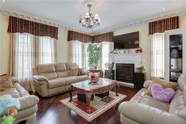 20 Larkspur Dr, House detached with 5 bedrooms, 4 bathrooms and 4 parking in Markham ON | Image 6