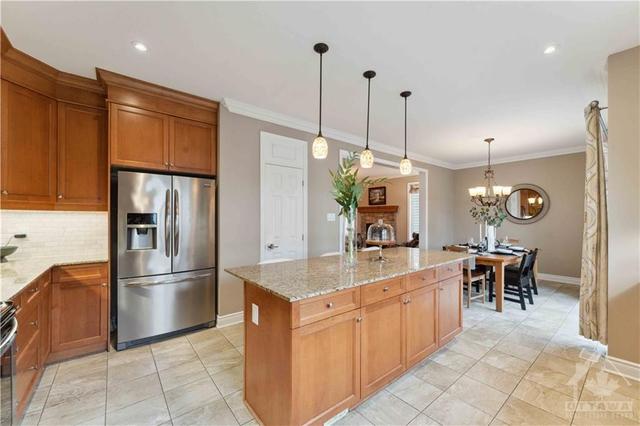 59 Bristling Crescent, House detached with 4 bedrooms, 3 bathrooms and 4 parking in Ottawa ON | Image 10